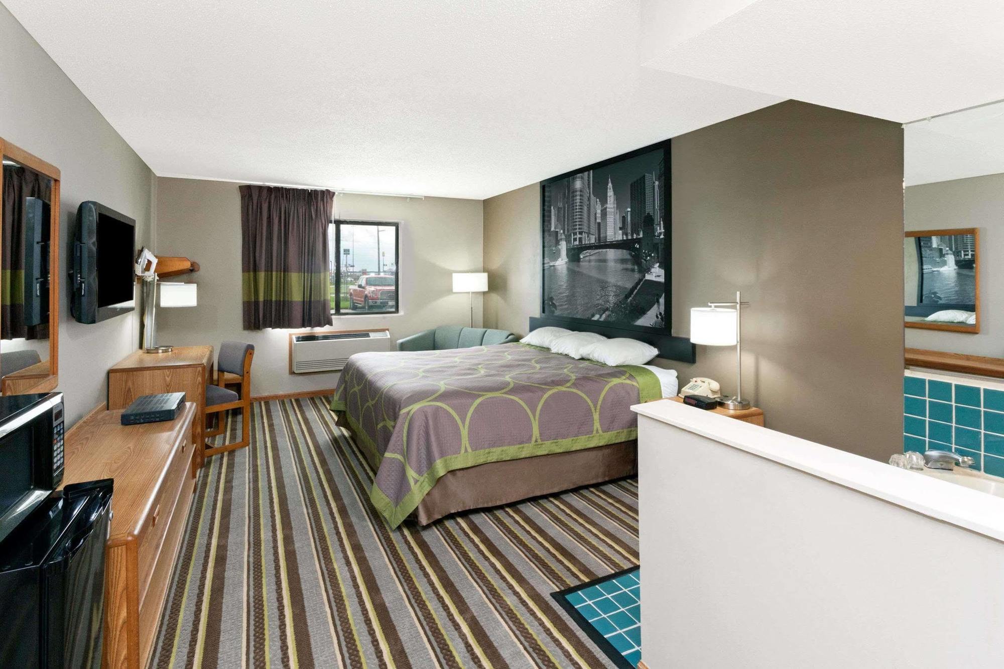 Super 8 By Wyndham Gilman Hotell Eksteriør bilde